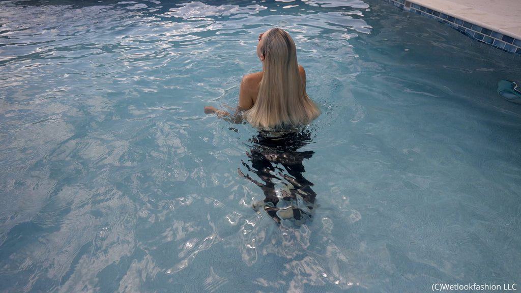 Ivy Goes for a Swim in Leather Pants, Heels and a Top