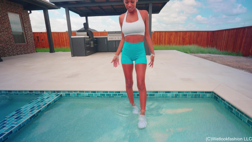 Amy's Dip in a Sporty Short Outfit