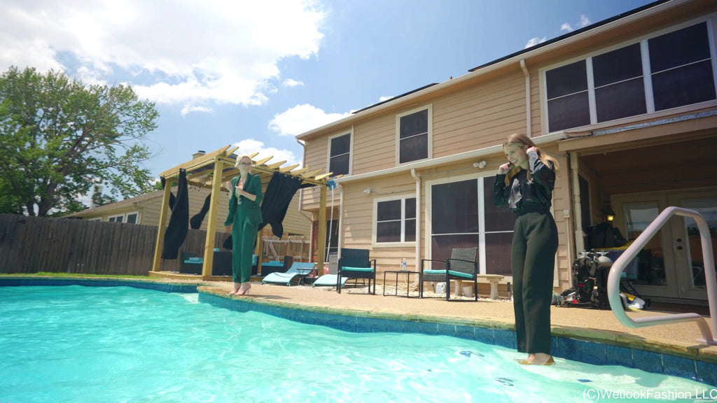 Angel, Petra, Hannah and Joy Have a Wet Business Meeting