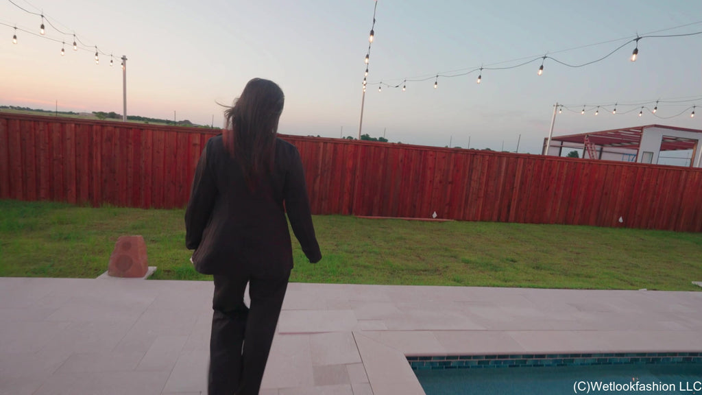 Business Evening Swim with Reina