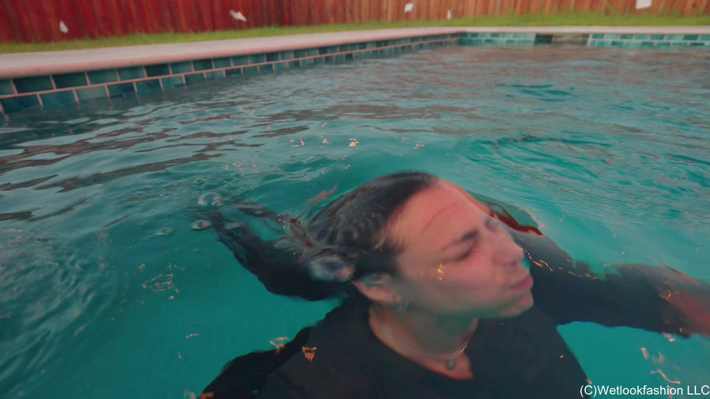 Business Evening Swim with Reina