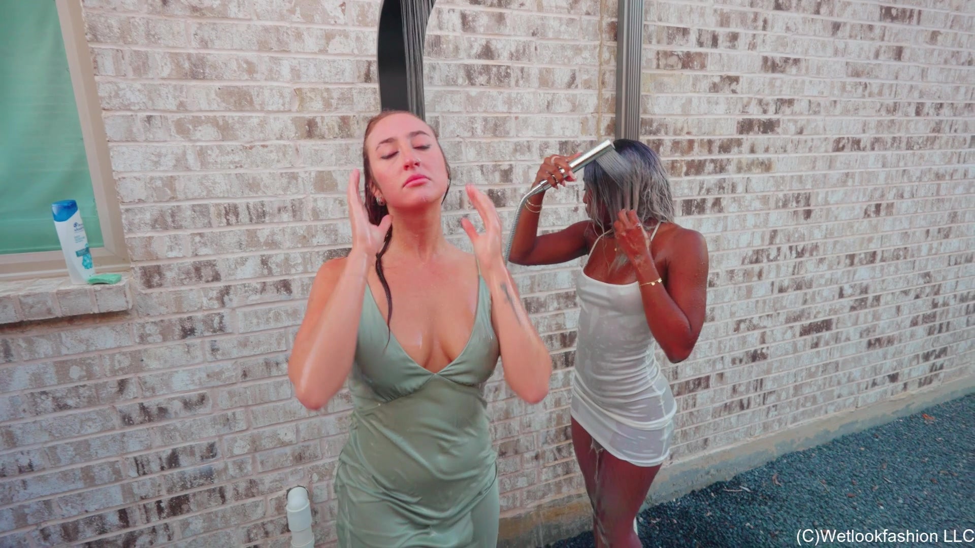 Emma and Naomi Take a Splash in Satin Dresses and Heels