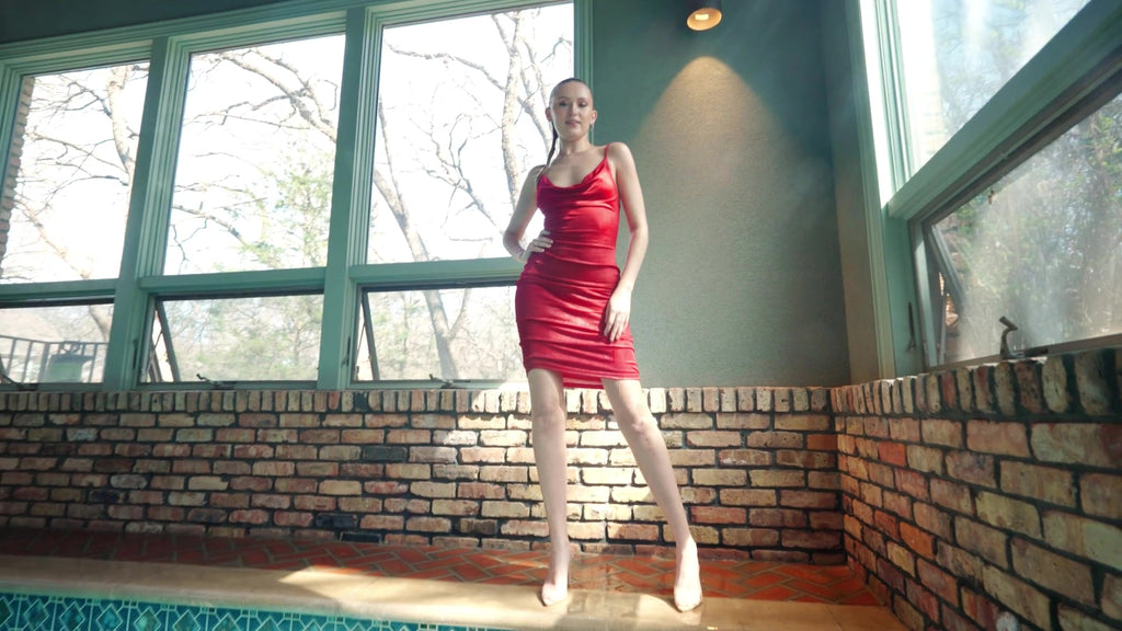 Gigi - Red Dress Swim