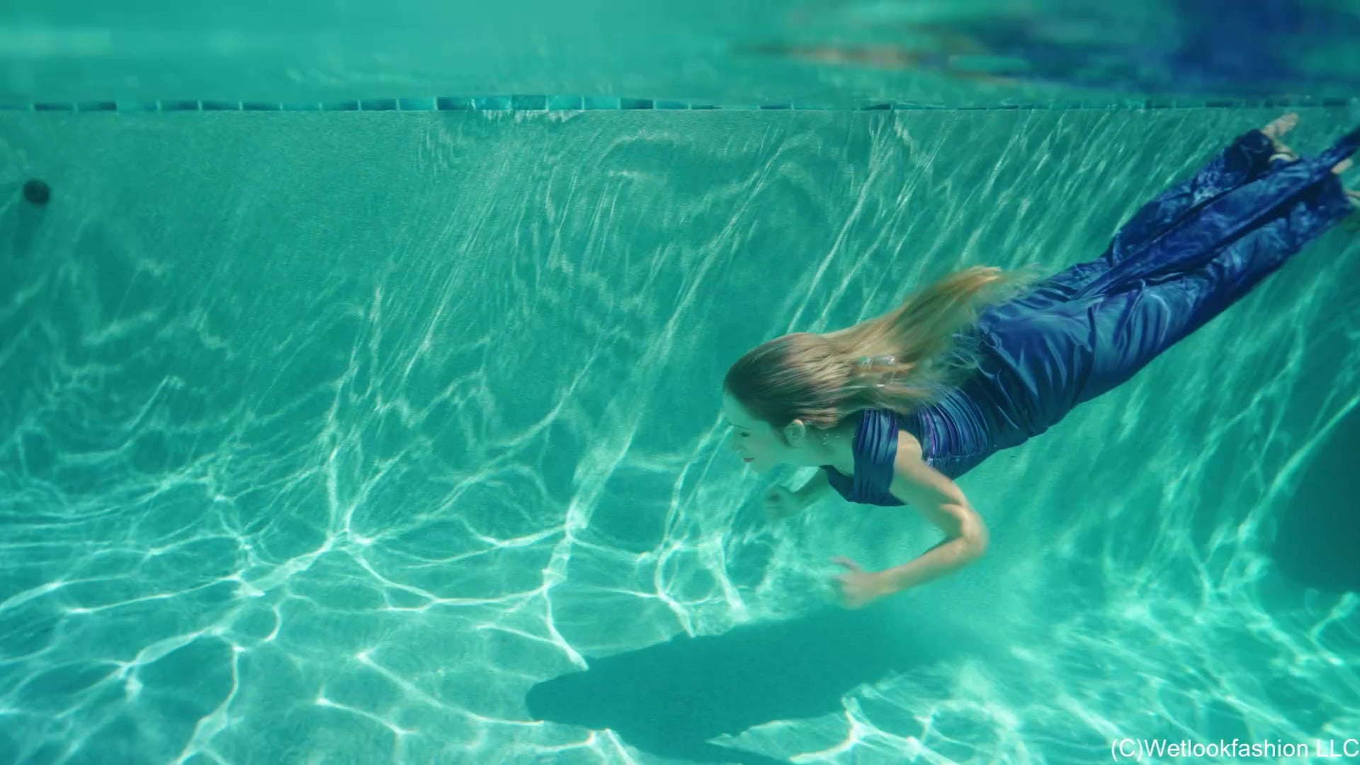 Glam Wetlook with Kate