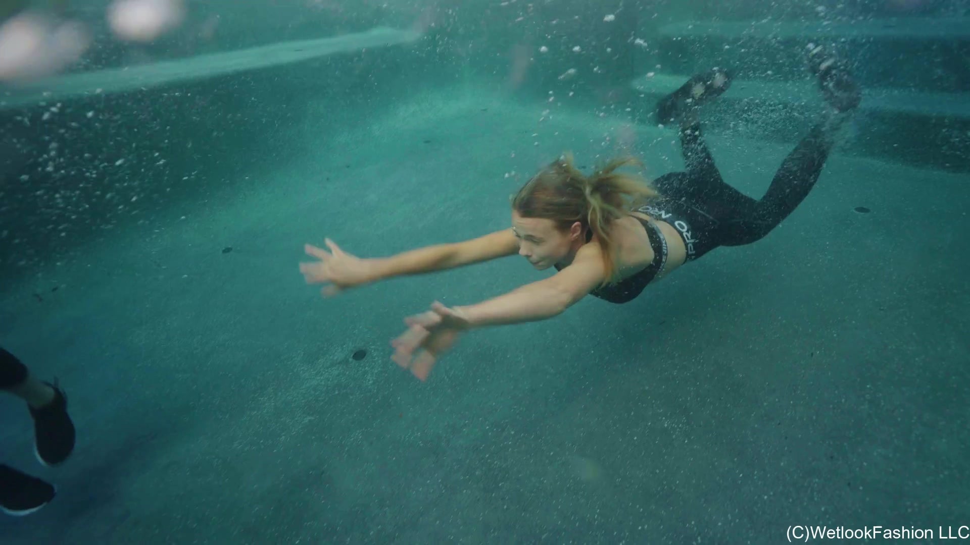 Hanna and Joy-Twinning Nike Pro Workout Swim