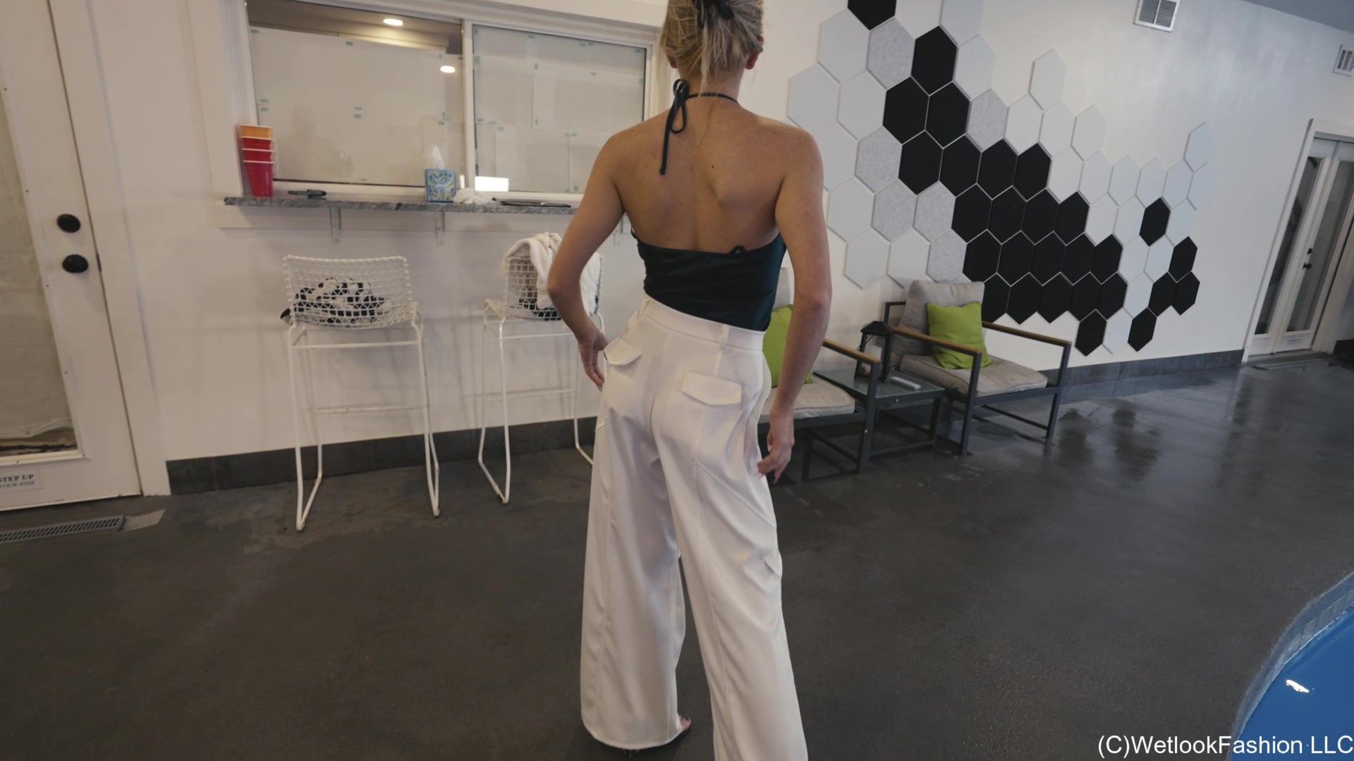 Hannah Swims in Fancy White Pants and Green Top
