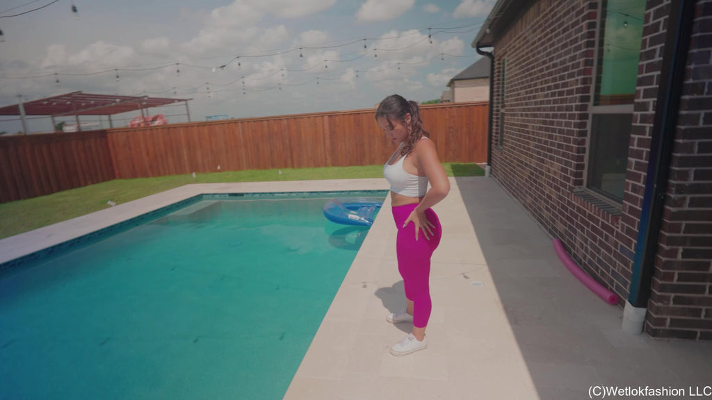 Iris Has a Wet Workout in Pink