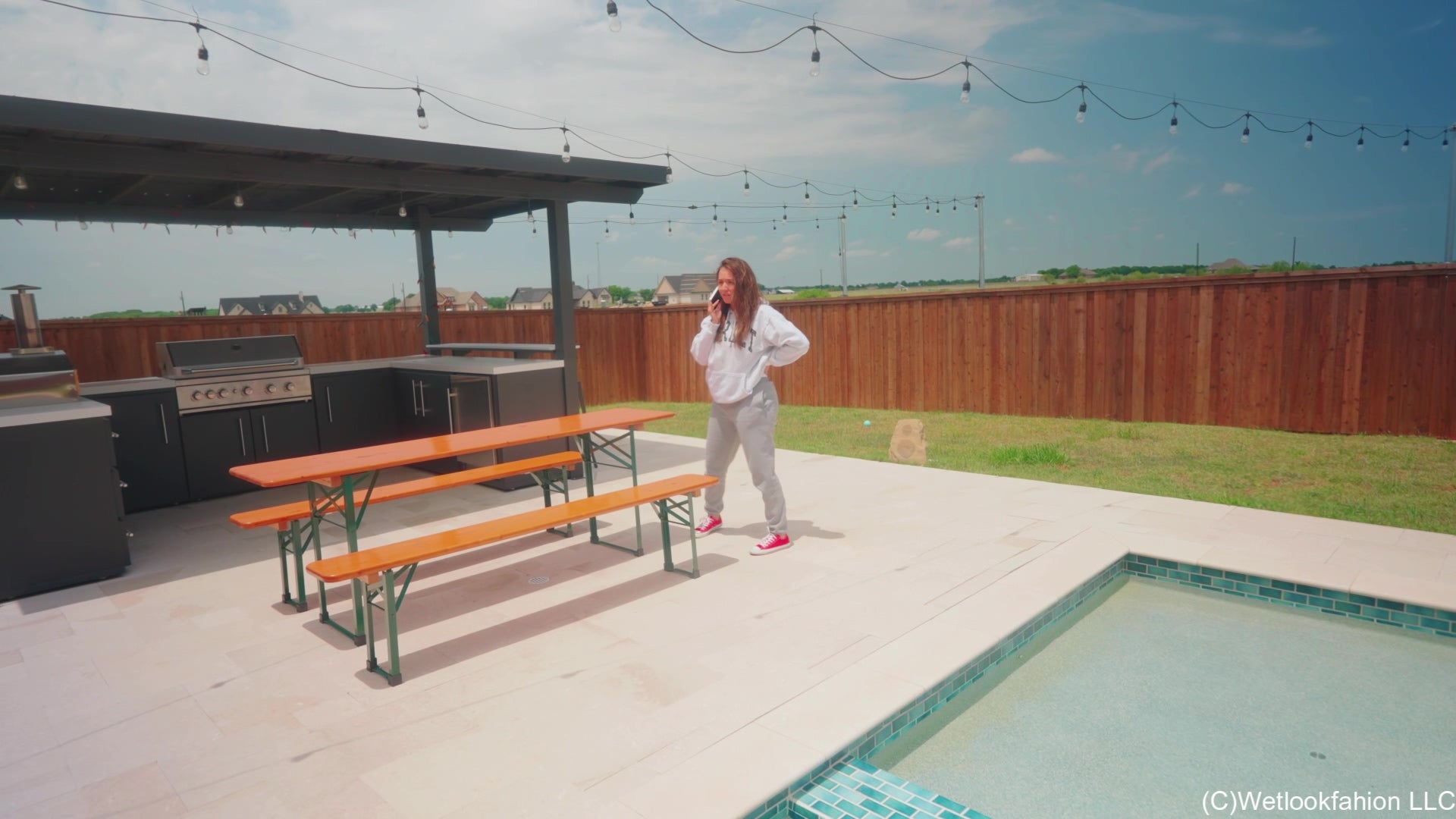 Iris Is Hiding in the Pool from an Intruder