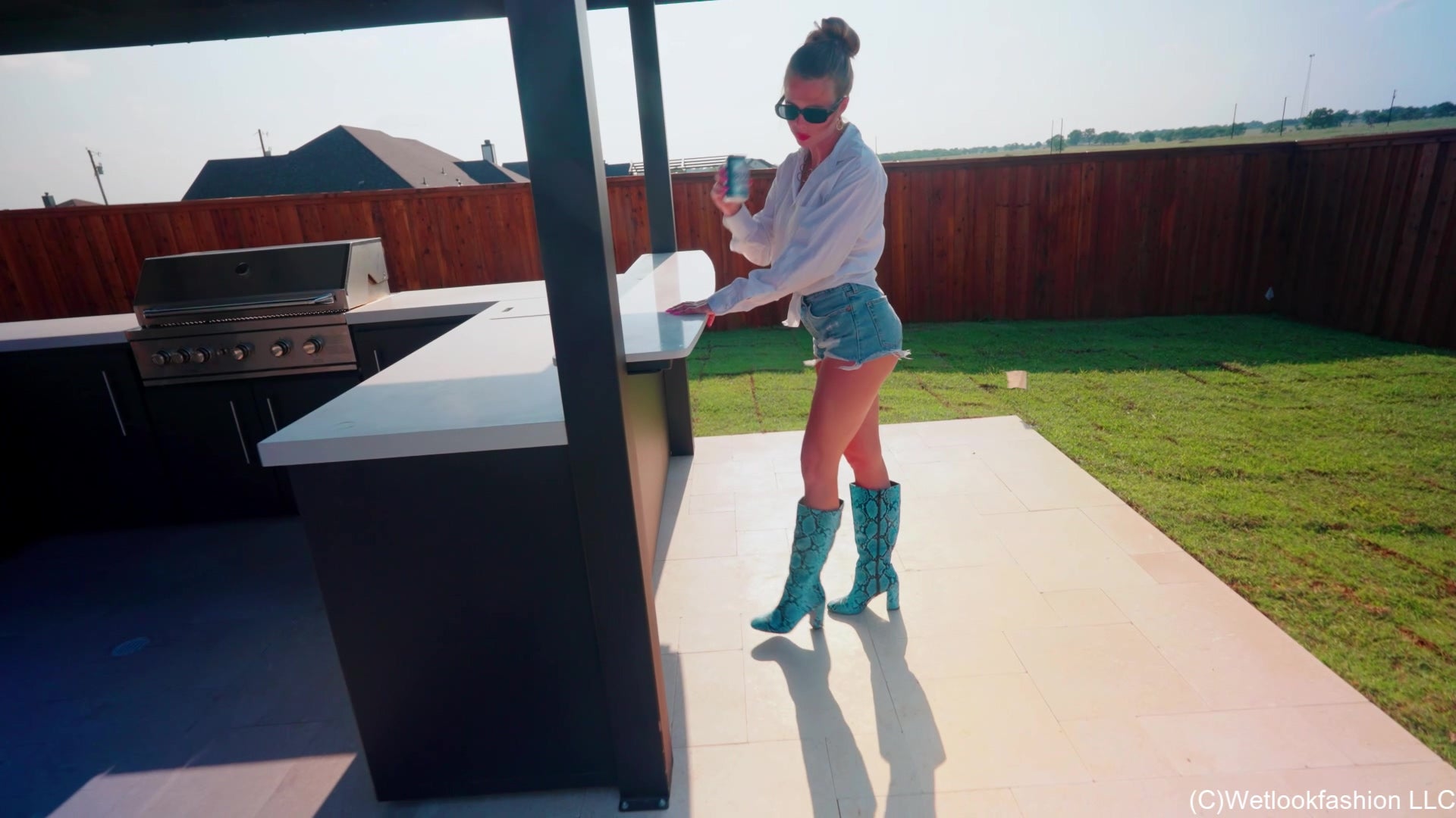 Jeans Shorts, Boot and Shirt Wetness with Joy