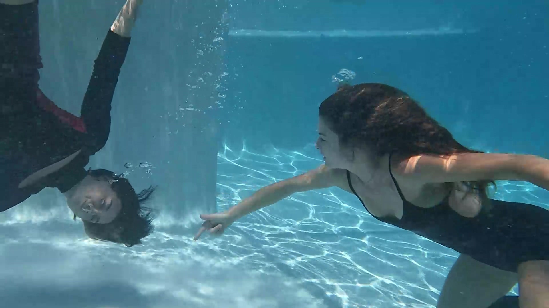 Kilo and Nathalia Swim in Clubbing Outfits