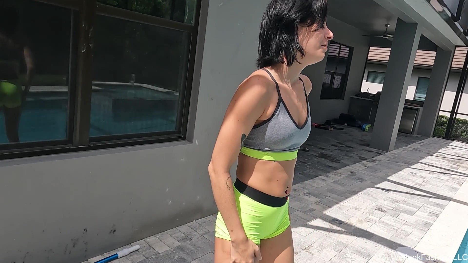 Kilo - Wasser-Workout im Nike Pro Set