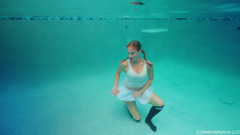 Küchen-Wasserspiele mit Camille