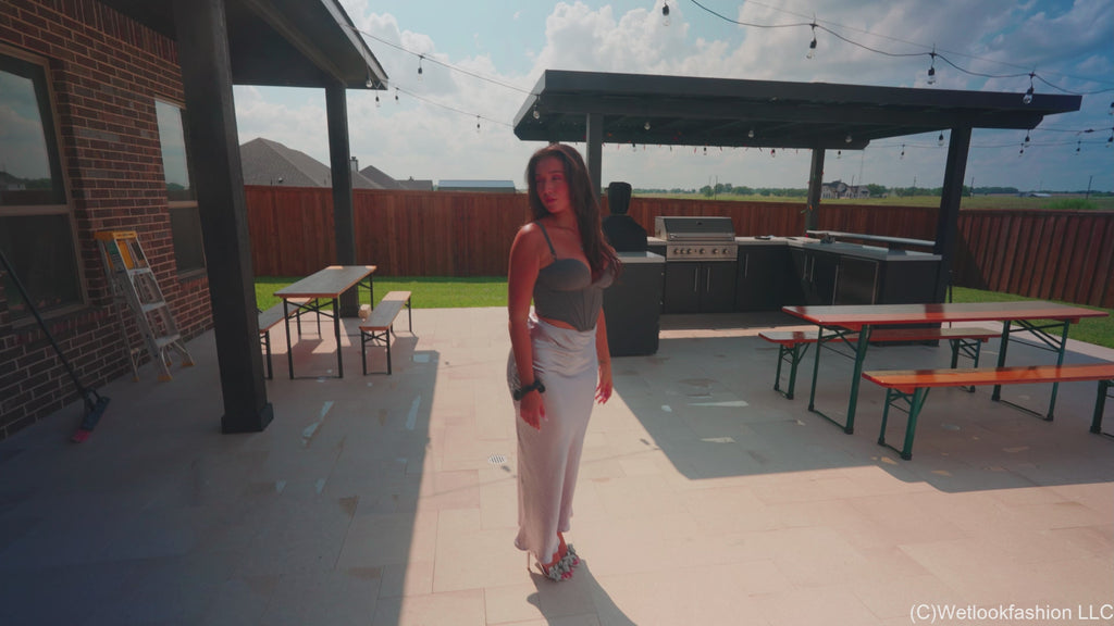 Shiny Wetlook with Iris