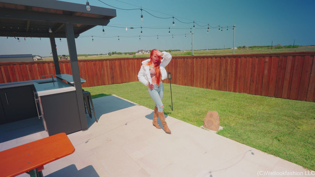 Krispeachi Takes Her First Ever Fully-Clothed Jeans Swim