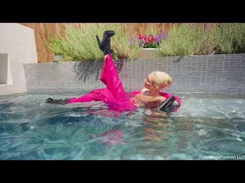 Bubbly Business with Hannah