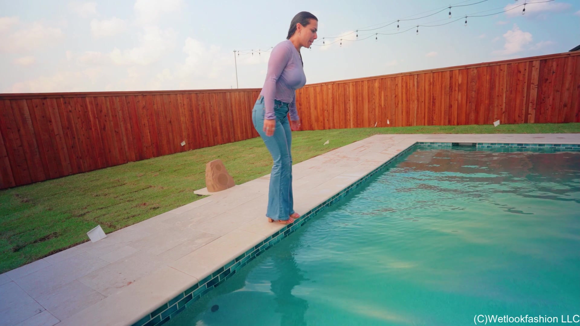 Reina Takes Her First Ever Fully-Clothed Swim Wearing Jeans