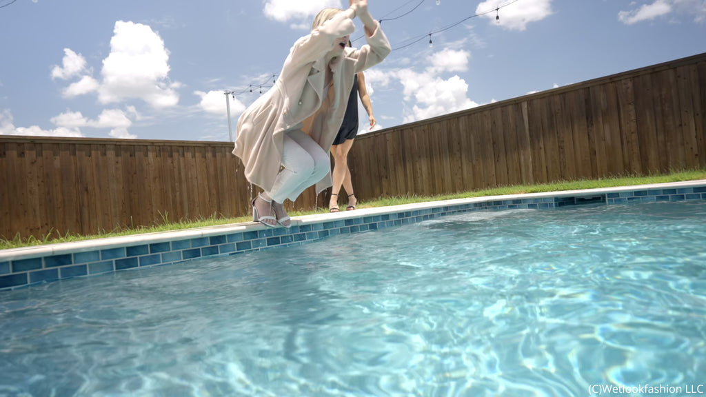 Reina Teaches Amber How to Do a Dive Fully Dressed