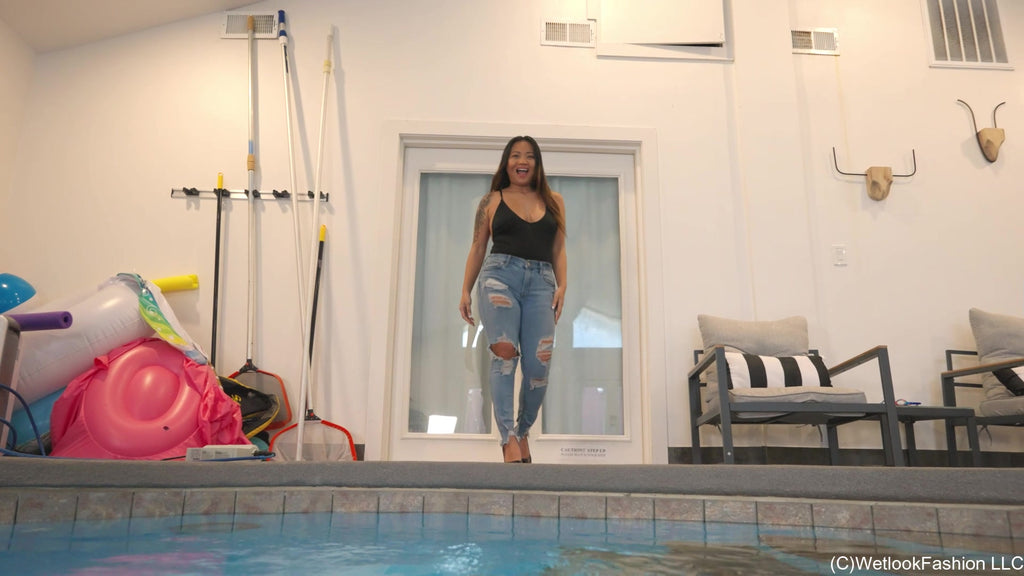 Reyna Swimming in the Pool in Jeans, Heels and a Swimsuit