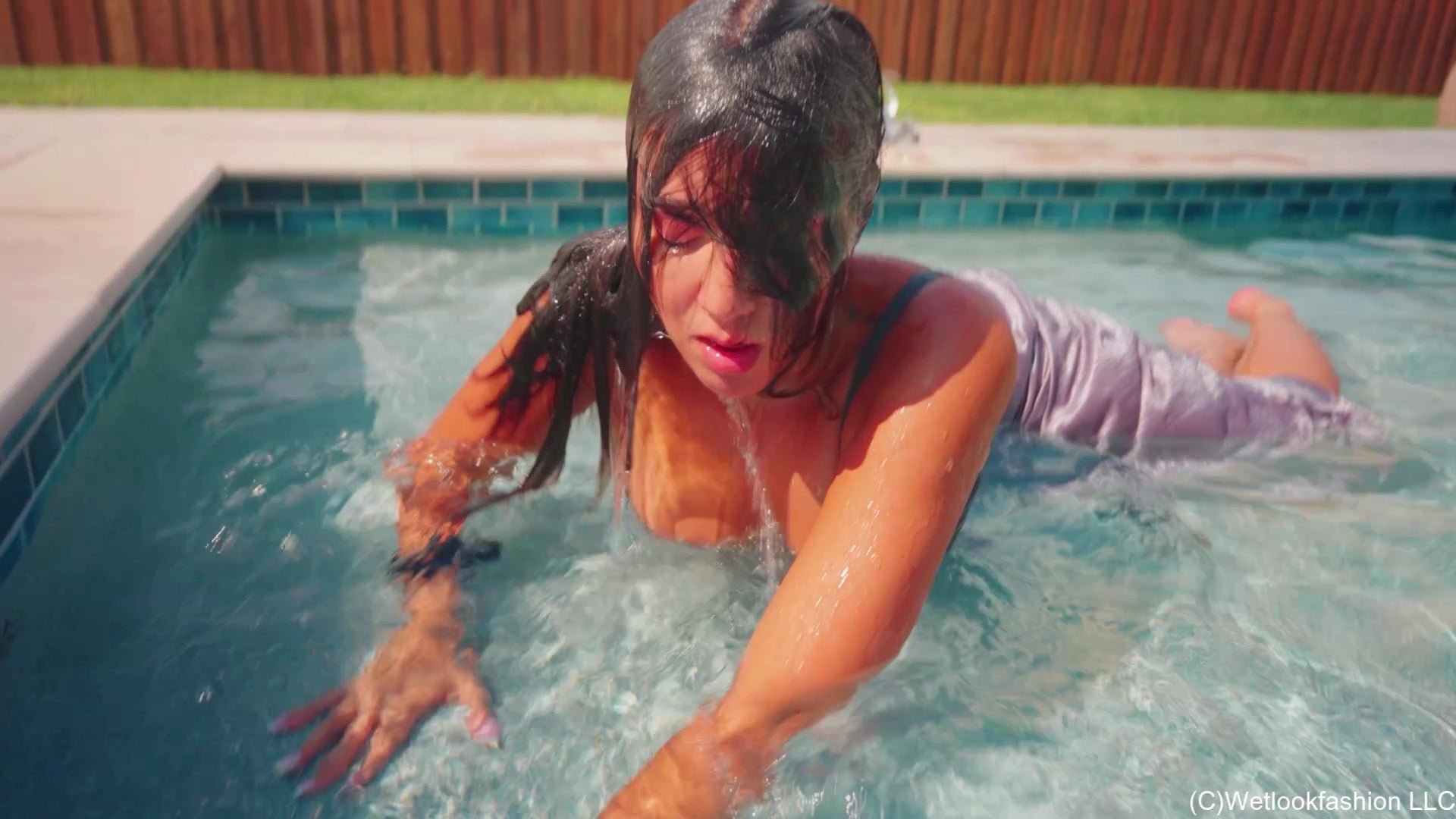 Shiny Wetlook with Iris