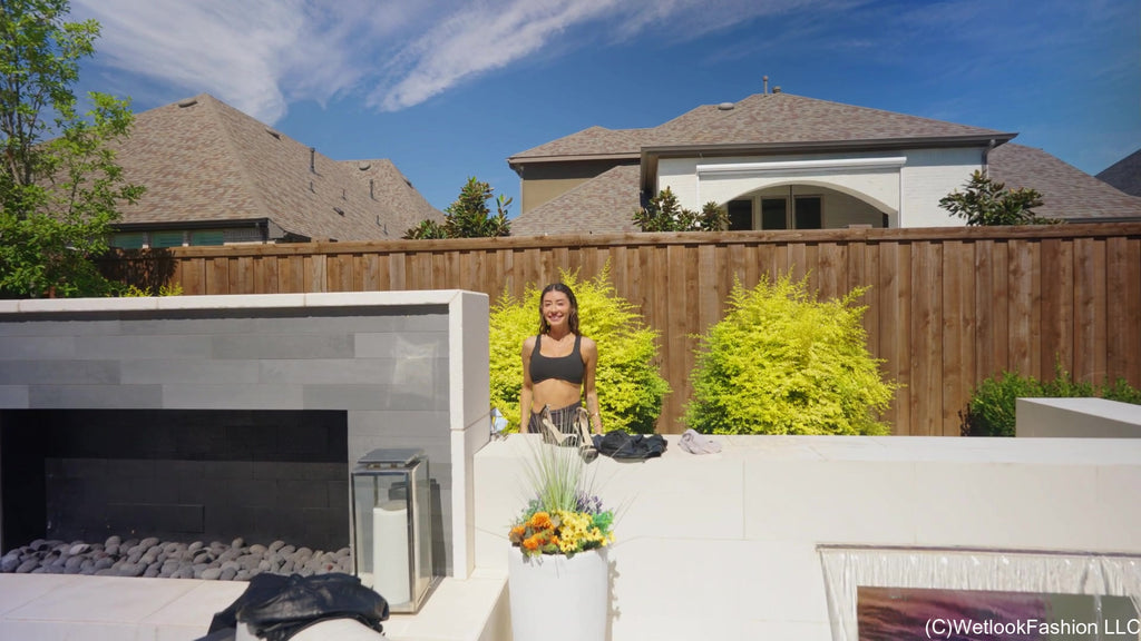 Pool Fun in a Shorts and Leggings Outfit with Diana