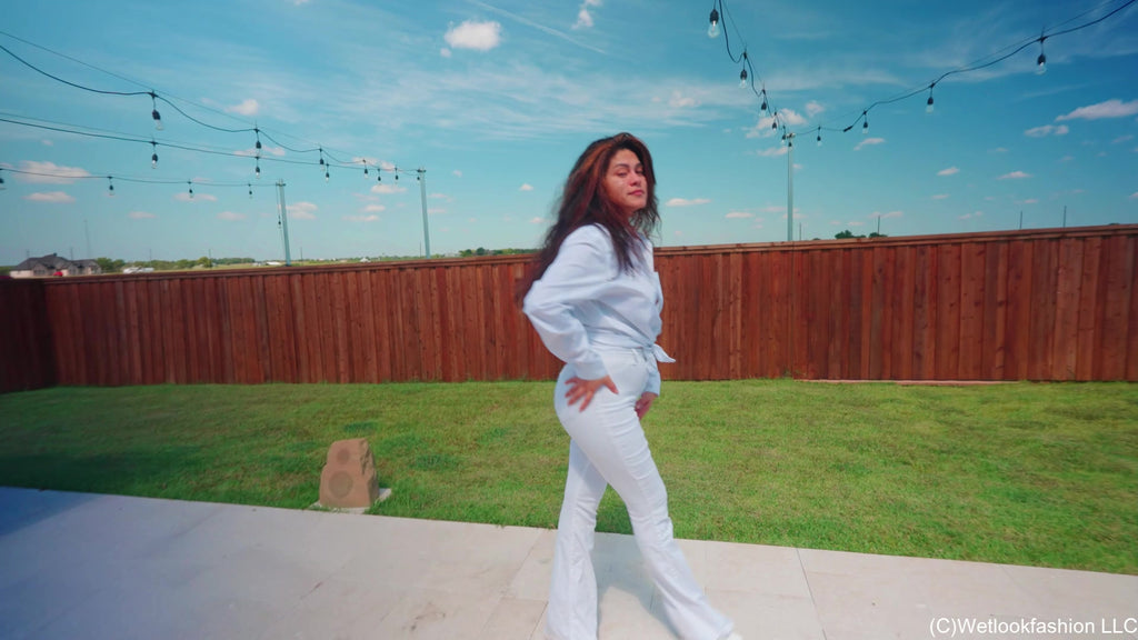 Yesenia Gets Wet in White Jeans, Blouse and Heels